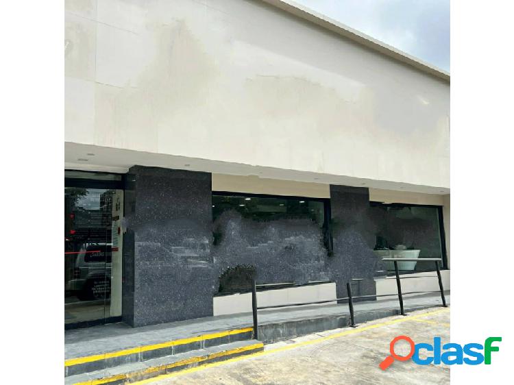 VENDO AMPLIO LOCAL COMERCIAL LAS MERCEDES 1,069 M2 A PIE DE