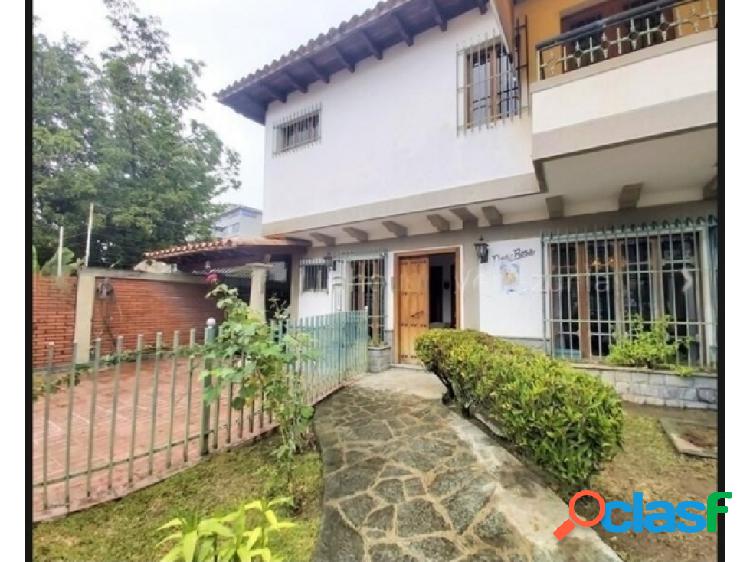 VENDO CASA EN MACARACUAY 690 M2 /6H/5B/6P JMZ