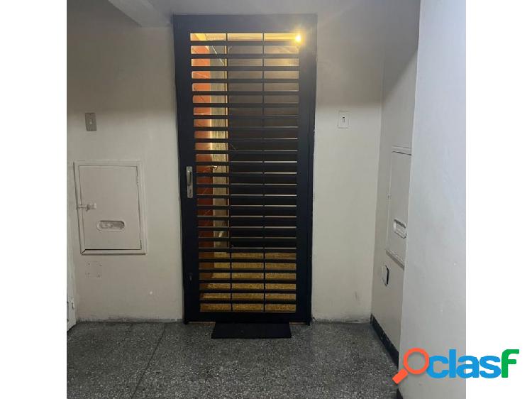 VENTA Apartamento, Res Independencias, Av Ayacucho. AB.S