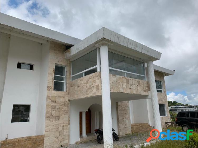 VENTA - CASA/QUINTA - LA LAGUNITA COUNTRY CLUB - HATILLO