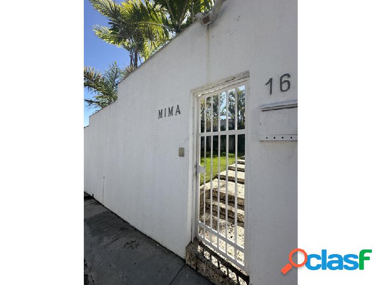 VENTA | Casa 350m2 4h+2s|4.5b|4p|Anexo Prados del Este 2360