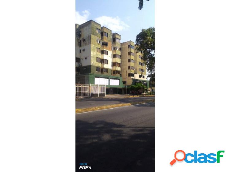 VENTA DE APARTAMENTO AVENIDA JUAN FERNANDEZ DE LEON VE-08