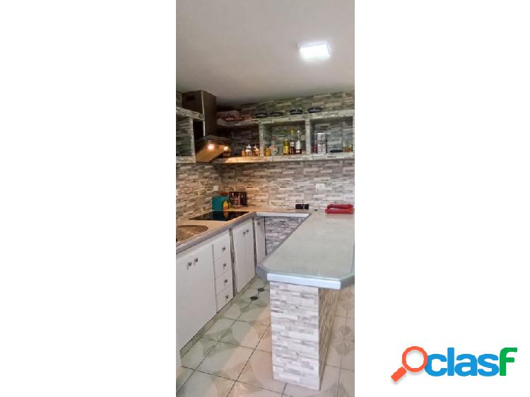 VENTA DE APARTAMENTO DUPLEX EN HIGUEROTE