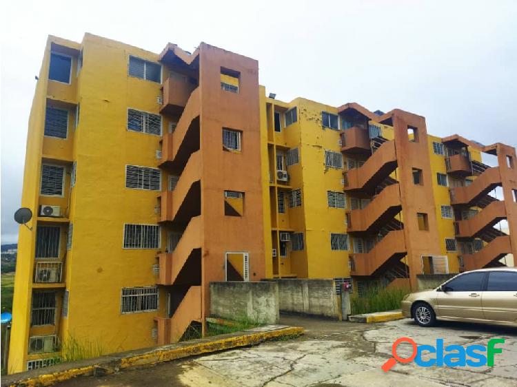 VENTA DE APARTAMENTO EN CHARALLAVE