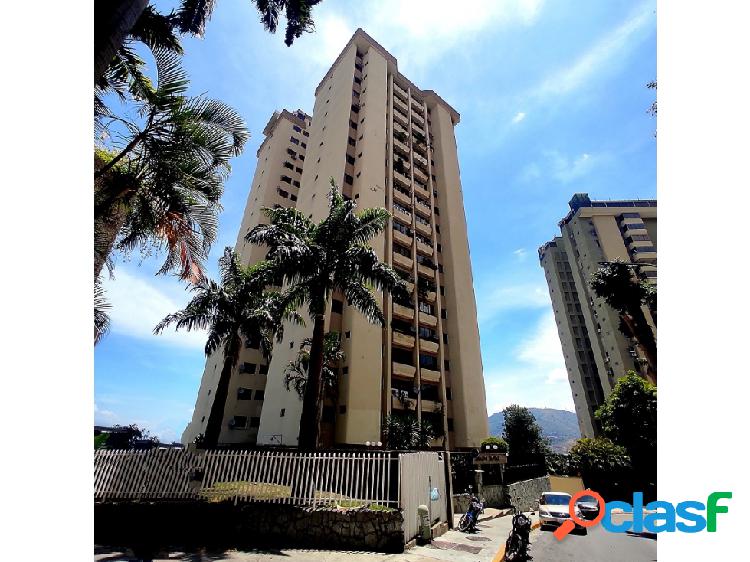 VENTA DE APARTAMENTO EN LOMAS DE PRADOS DEL ESTE