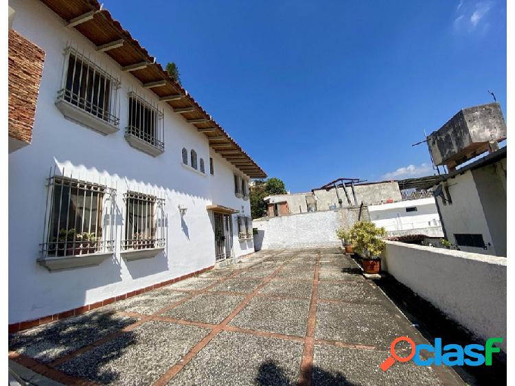 VENTA DE CASA EN COLINAS DE BELLO MONTE