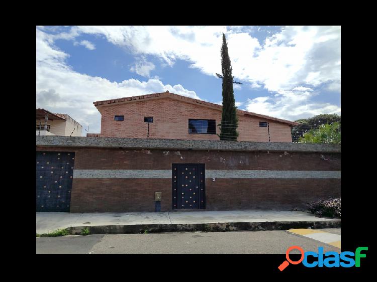 VENTA DE CASA QUINTA URB PIEDRAS PINTADA TRIGAL NORTE 27-07