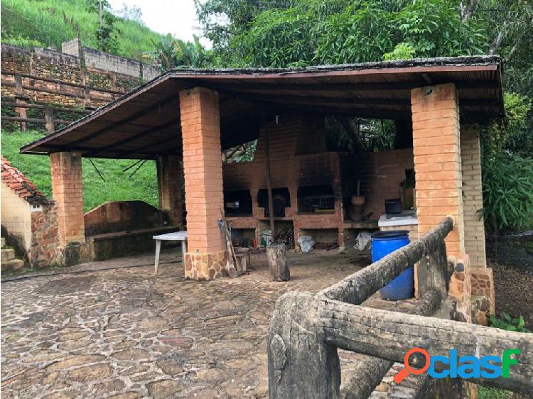 VENTA DE FINCA GANADERA EN TINAQUILLO SECTOR LA PICA 18-37