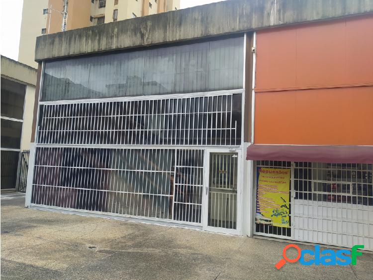 VENTA DE LOCAL COMERCIAL, 150M2, AV PPAL DE LA URBINA