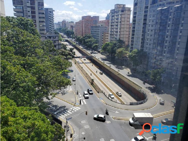 VENTA DE OFICINA EN LA FLORIDA AV. LIBETADOR 240,86 M2 (MF)