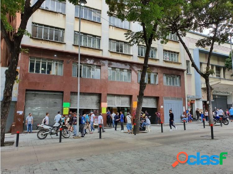 VENTA LOCAL COMERCIAL EN CAPITOLIO FRENTE A LA ASAMBLEA