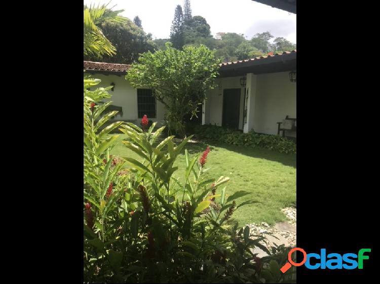 VENTA casa T:3.300m2, C:540m2, 7H/6B/8E, Los Campitos