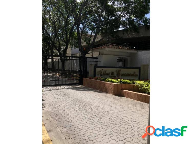 Vende Townhouse Amoblado Res. Villas El Encanto El Rincón