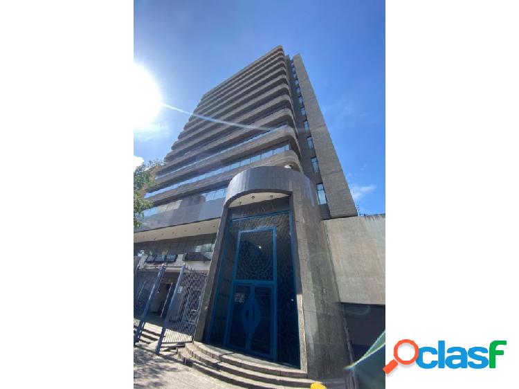 Vende oficina en Bello Monte. 37,68m2. Dividida en 2 áreas.