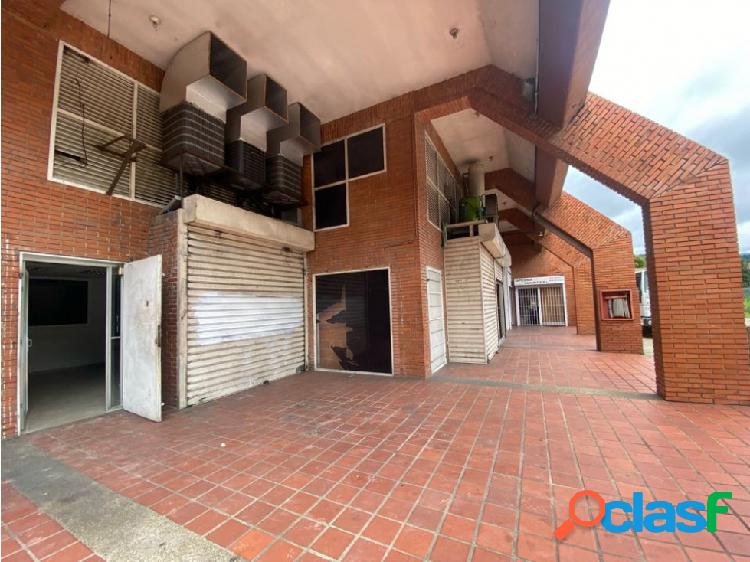 Vendo 3 Locales Comerciales en avenida principal los