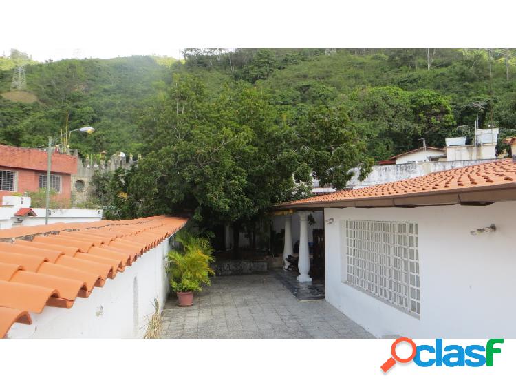 Vendo Casa 250m2 3h+s/2.5b/3pe San Bernardino