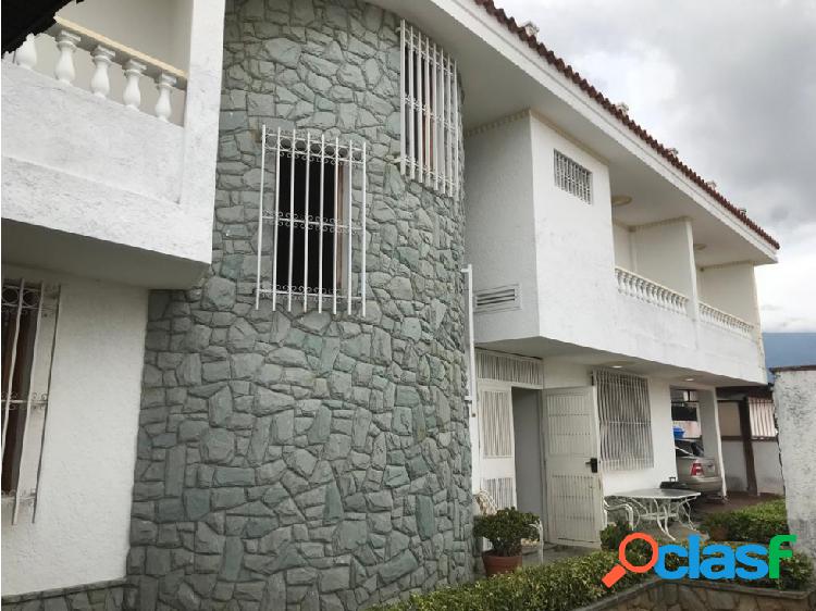 Vendo Casa en Cumbres de Curumo