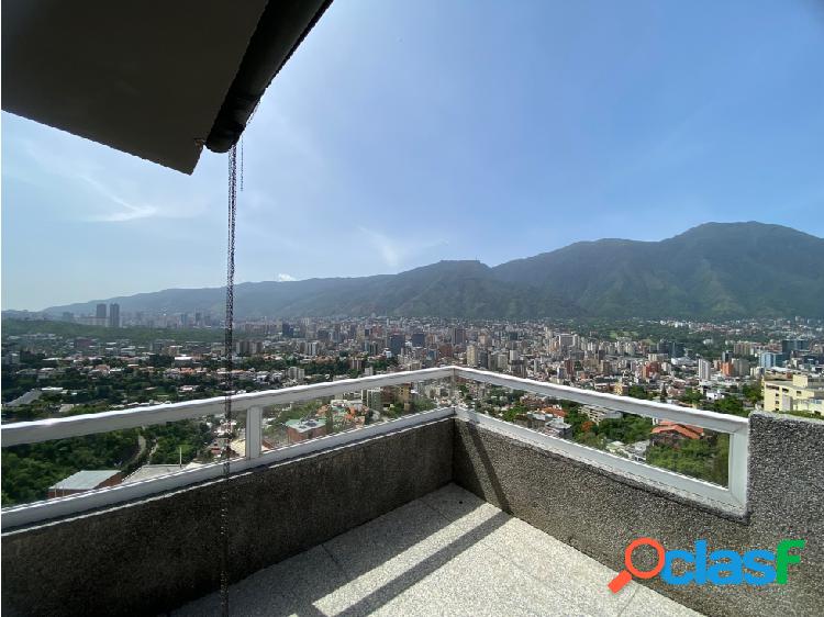 Vendo PH 390m2 Colinas de Bello Monte 5401