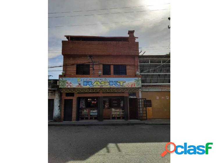 Vendo Posada 750m2 Higuerote