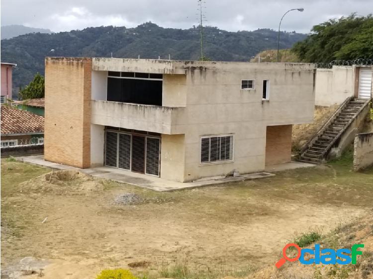 Vendo Quinta 1562m2 const 3h+s/3.5b+s/10p Bosques de La