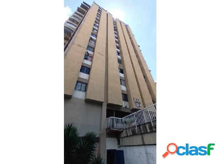 Vendo apartamento 107m2 4h/3b/1p Valle Abajo 3982