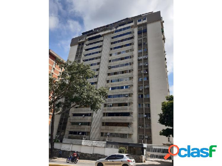 Vendo apartamento 136,50 m2 3H,3B,1E Parque Humboldt