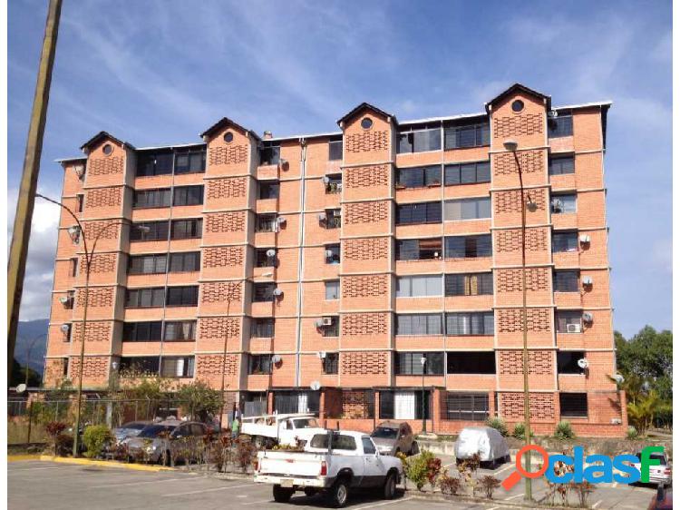 Vendo apto 82m2 3h/2b/1p Terrazas de Guaicoco 3499