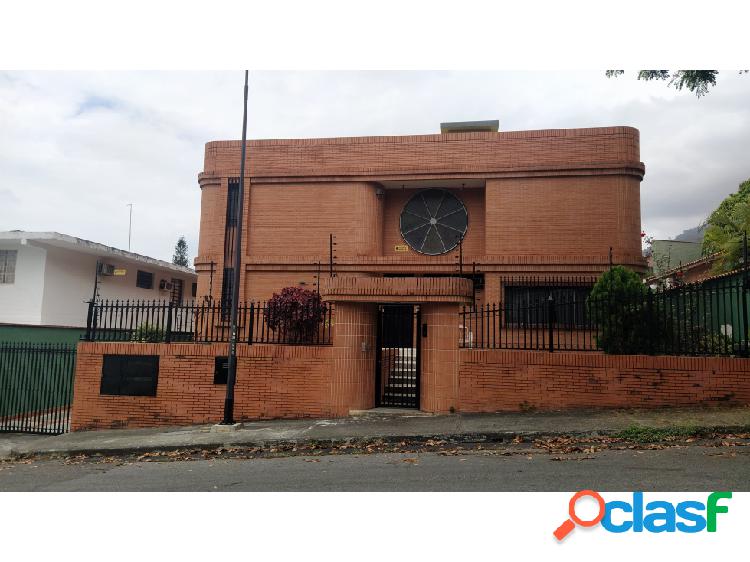 Vendo casa 1320m2 11h/14b/8p Altamira 8543