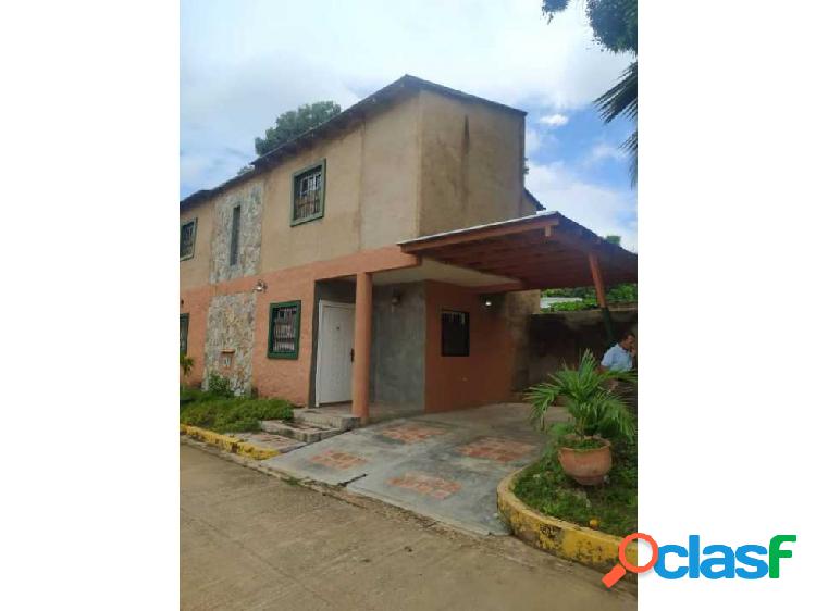 Vendo casa 160m2 3h/2b/1p Av. Concepcion Mariño 4434