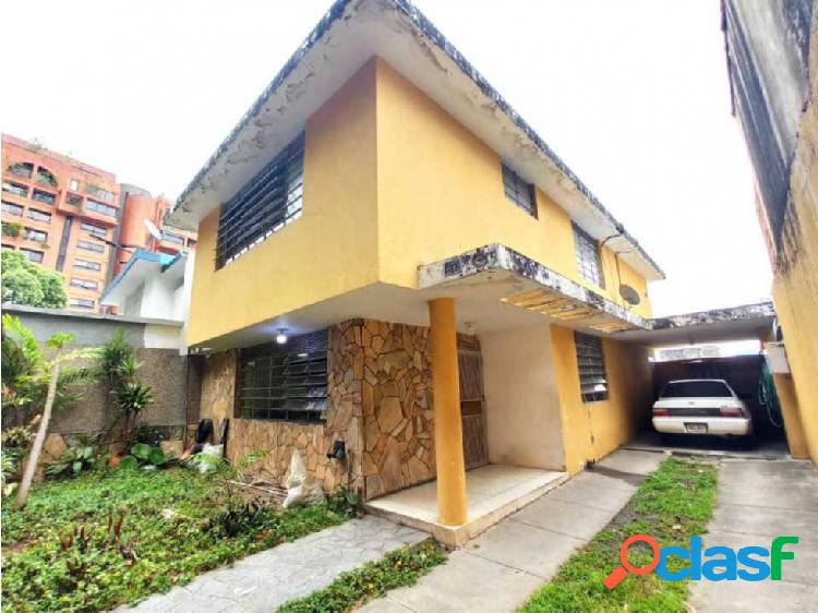 Vendo casa 250m2 5h/4b/3p Los Dos Caminos 1485