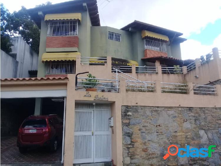 Vendo casa 280mts2 5h/5b/4pe Lomas de La Trinidad 4903