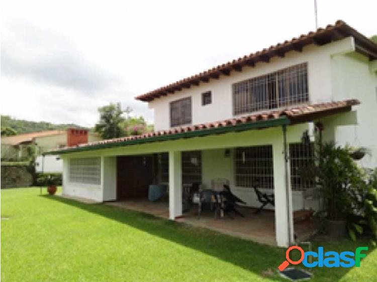 Vendo casa 330m2 4h/4b/4pe Oripoto, Loma Larga. 4539