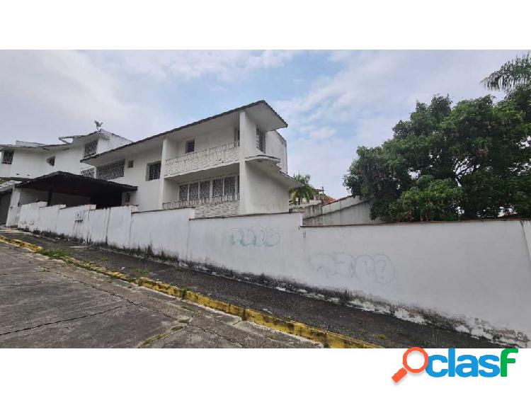 Vendo casa 363m2 4h/5b/8p San Bernardino SG