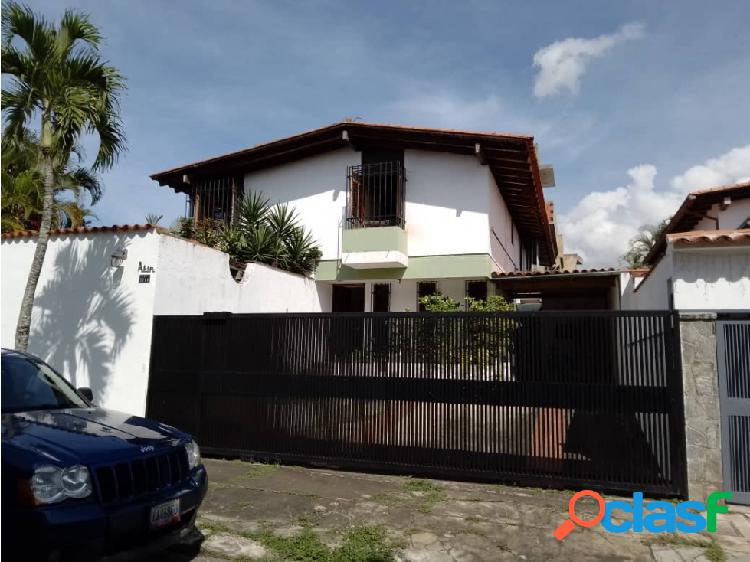 Vendo casa 540 m2, 4h/4b/3p Caurimare 5319