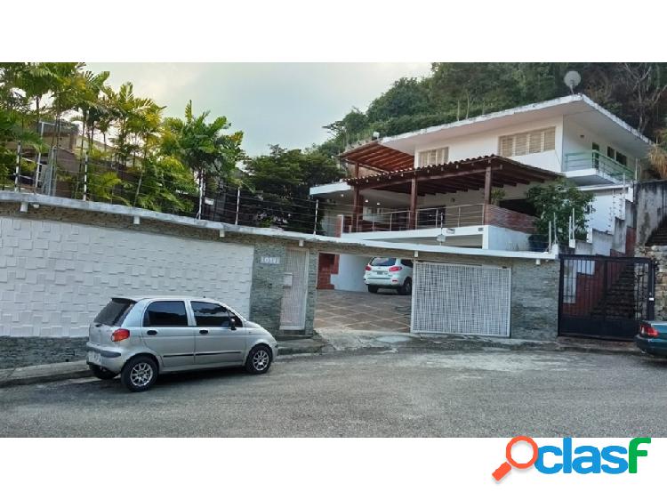 Vendo casa 560m2 5h+s/5b+s/6p Prados del Este 9018