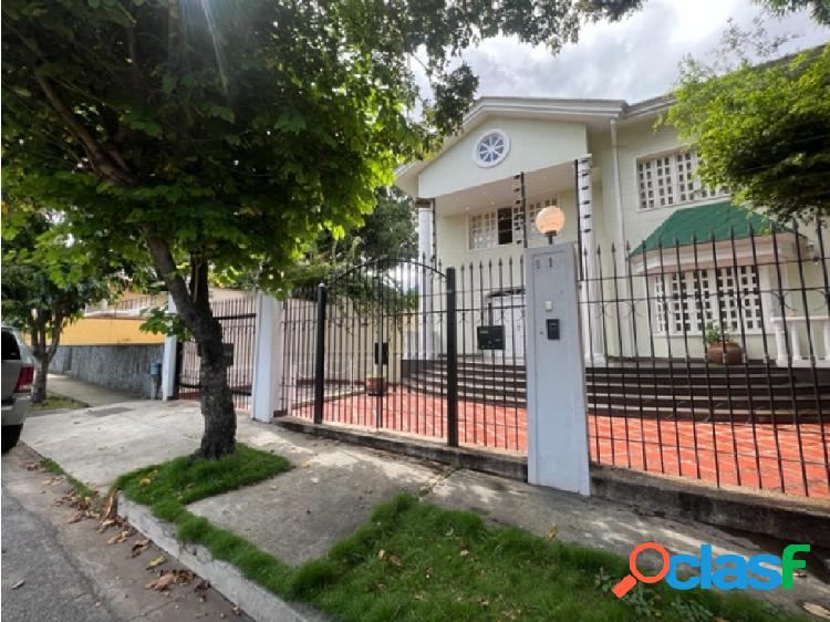 Vendo casa 642m2 La Floresta 8645