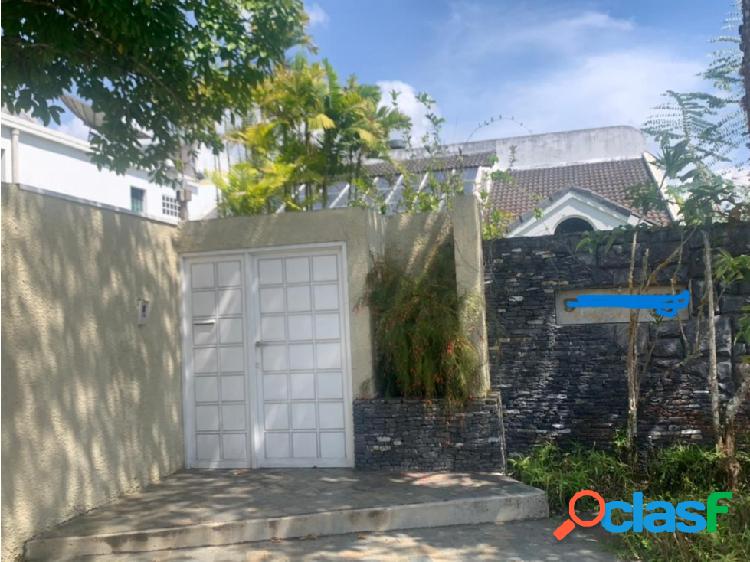 Vendo casa 750mts2 6h/6b/7pe Los Guayabitos