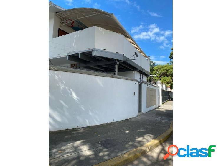 Vendo casa 820m2 15h/9b/1p Santa Mónica 3043