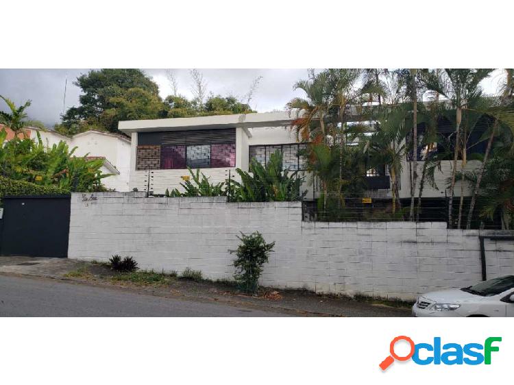 Vendo casa 908m2 11h/8b/8p Altamira 8740