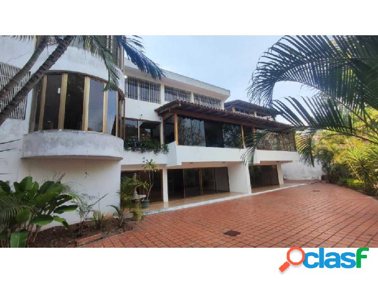 Vendo casa 978m2 Colinas de Tamanaco 1567