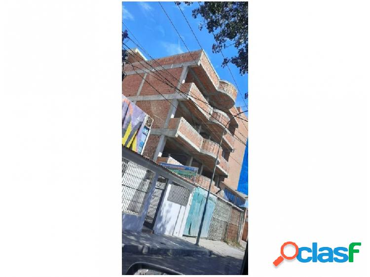 Vendo edificio 2000 m2 Catia La Mar