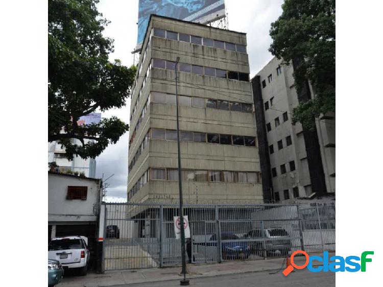 Vendo edificio 933m2 Sabana Grande 3983