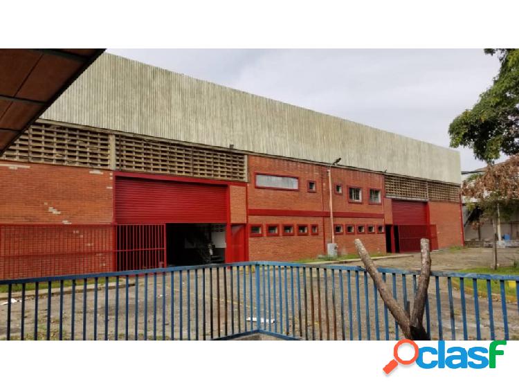 Vendo galpón industrial 2650m2 Charallave 9768