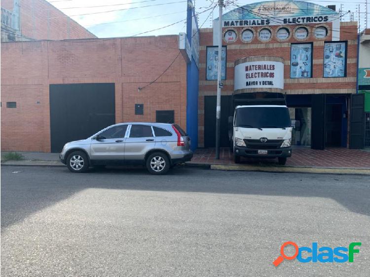 Vendo local comercial 1000m2 Santa Rosa 0140