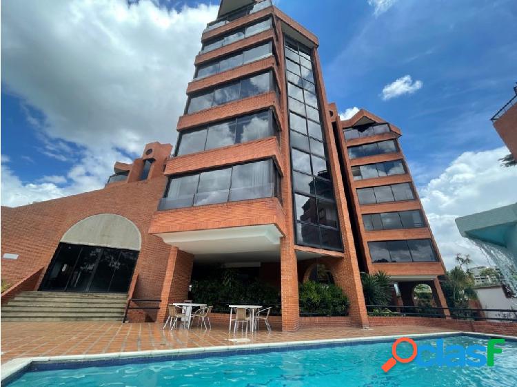 Vendo/alquilo apto 180m2 3h+s/3.5b+s/3pe Colinas de Valle