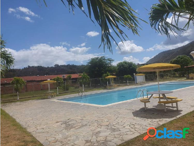 Venta Casa 170m2/4h/2b/2PE Villa de Este Guatire Miranda