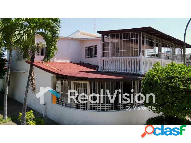 Venta Casa 260m2/6h/4b/3PE La Fuente Turmero Aragua