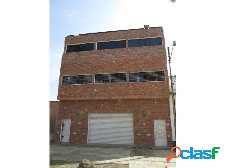 Venta Edificio Comercial de Oficinas, locales, Pto Cabello