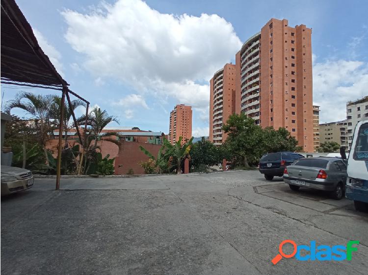 Venta / Terreno R8 / Santa Mónica / 1300m²