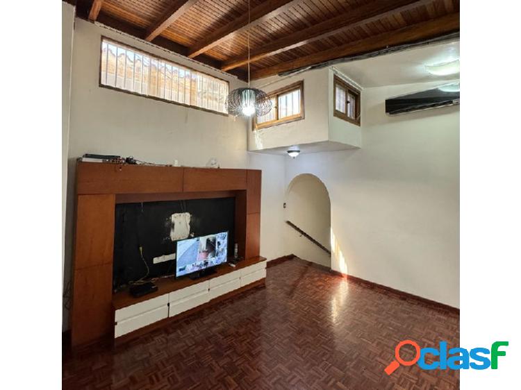 Venta TownHouse En Monte Cristo 231m2 CL03